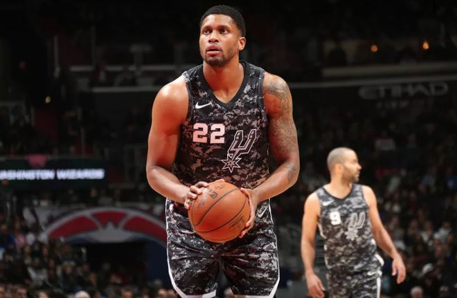 日趋激烈的 日趋激烈的