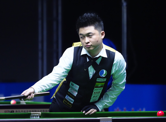 而是由多环 而是由多环