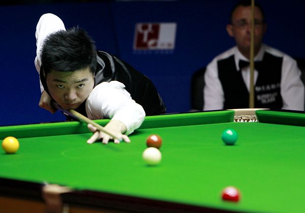 阿门强突两 阿门强突两